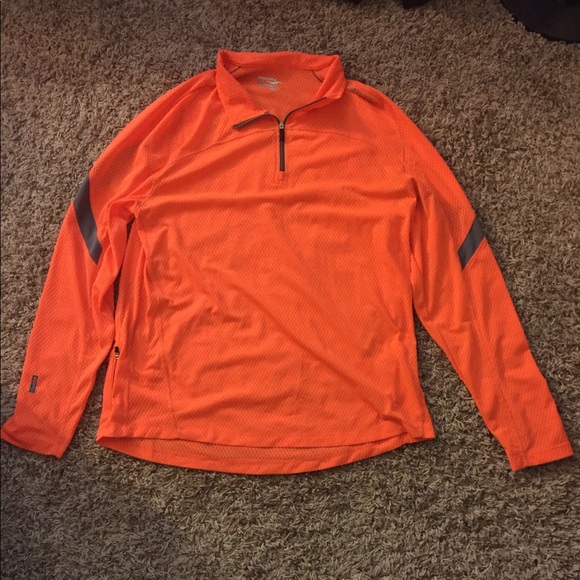 Saucony Other - Saucony Quarter Zip jacket